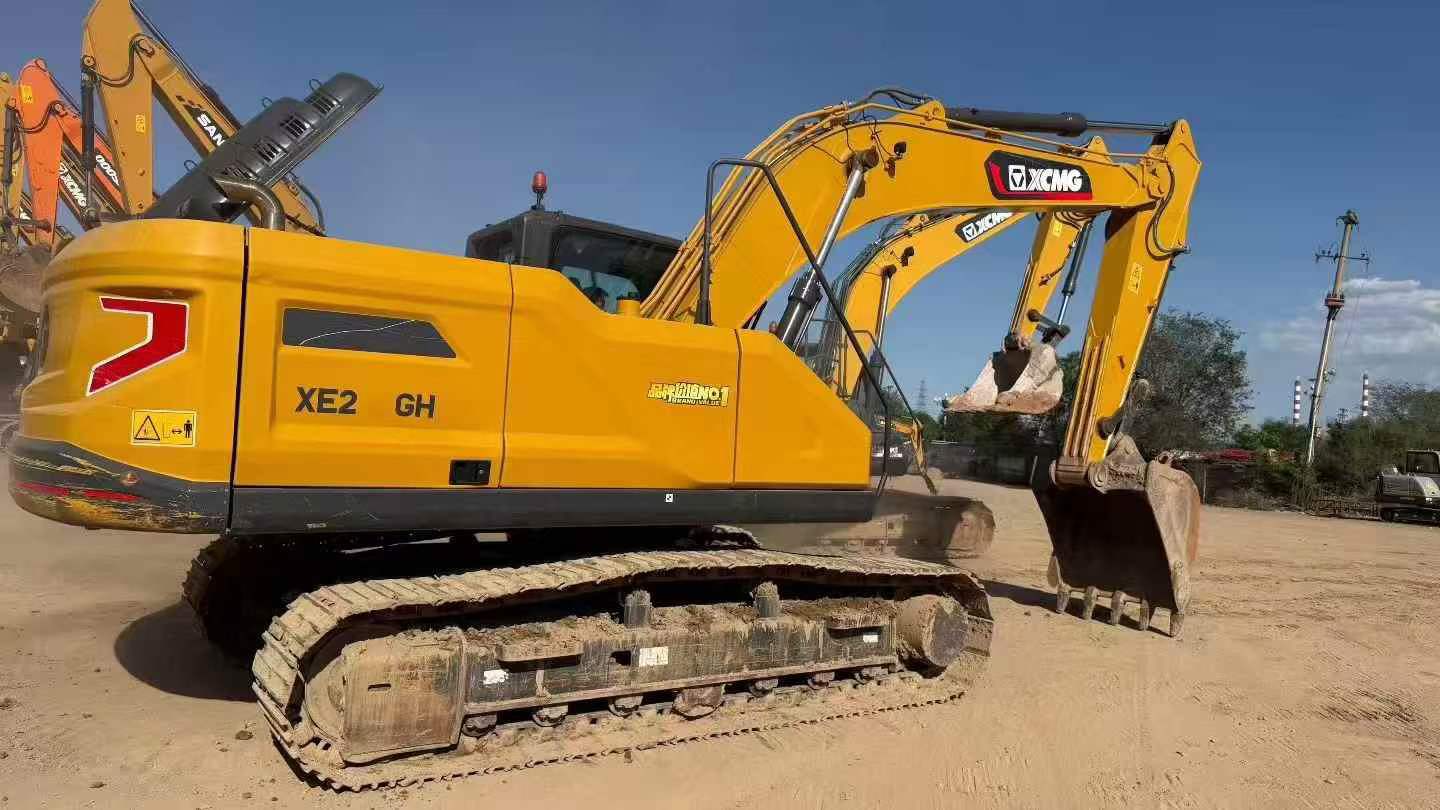 Compre Excavadora XCMG XE200 Usada / 3