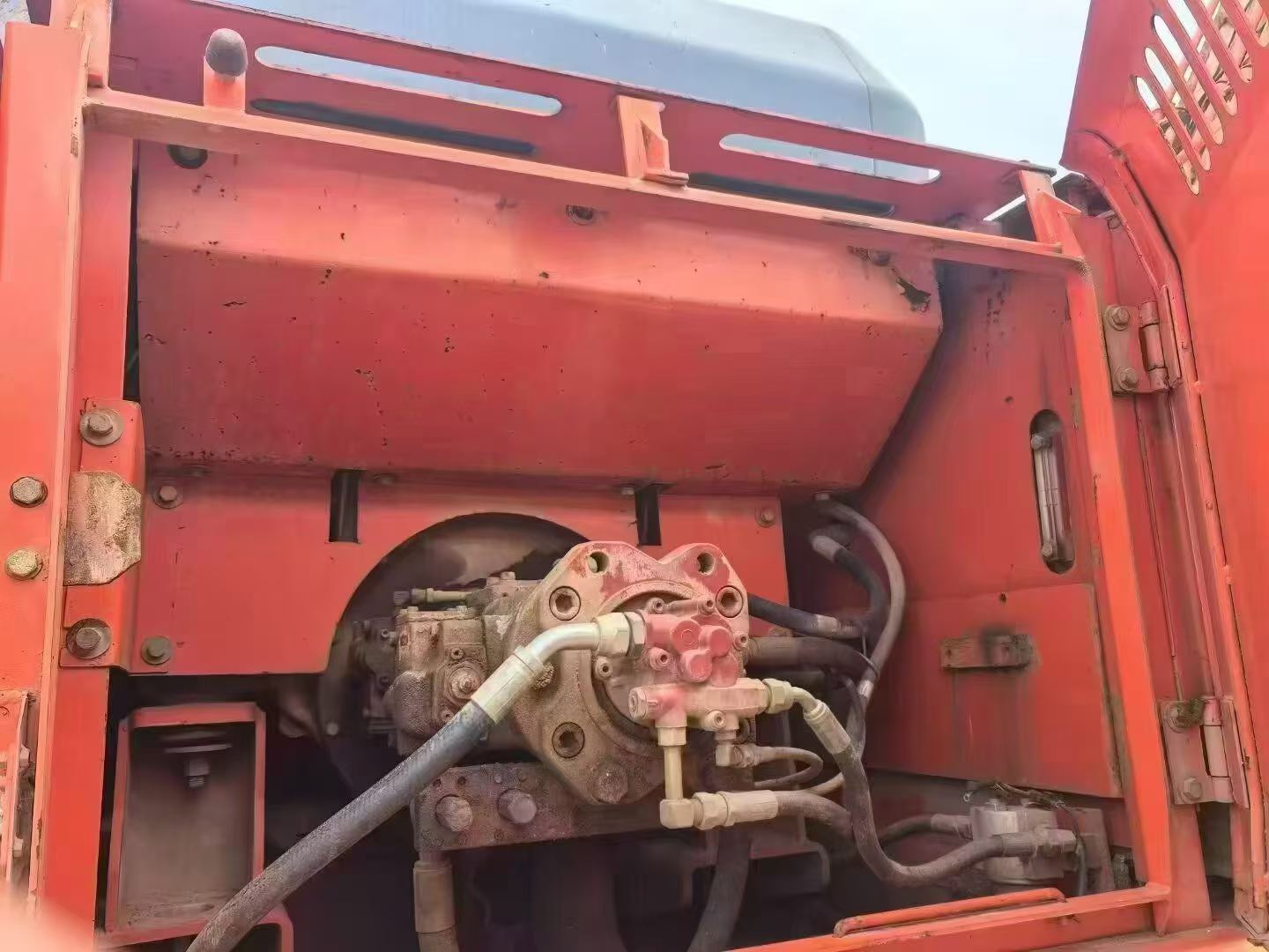 Buy Doosan DH300-7 Used Excavator / 9