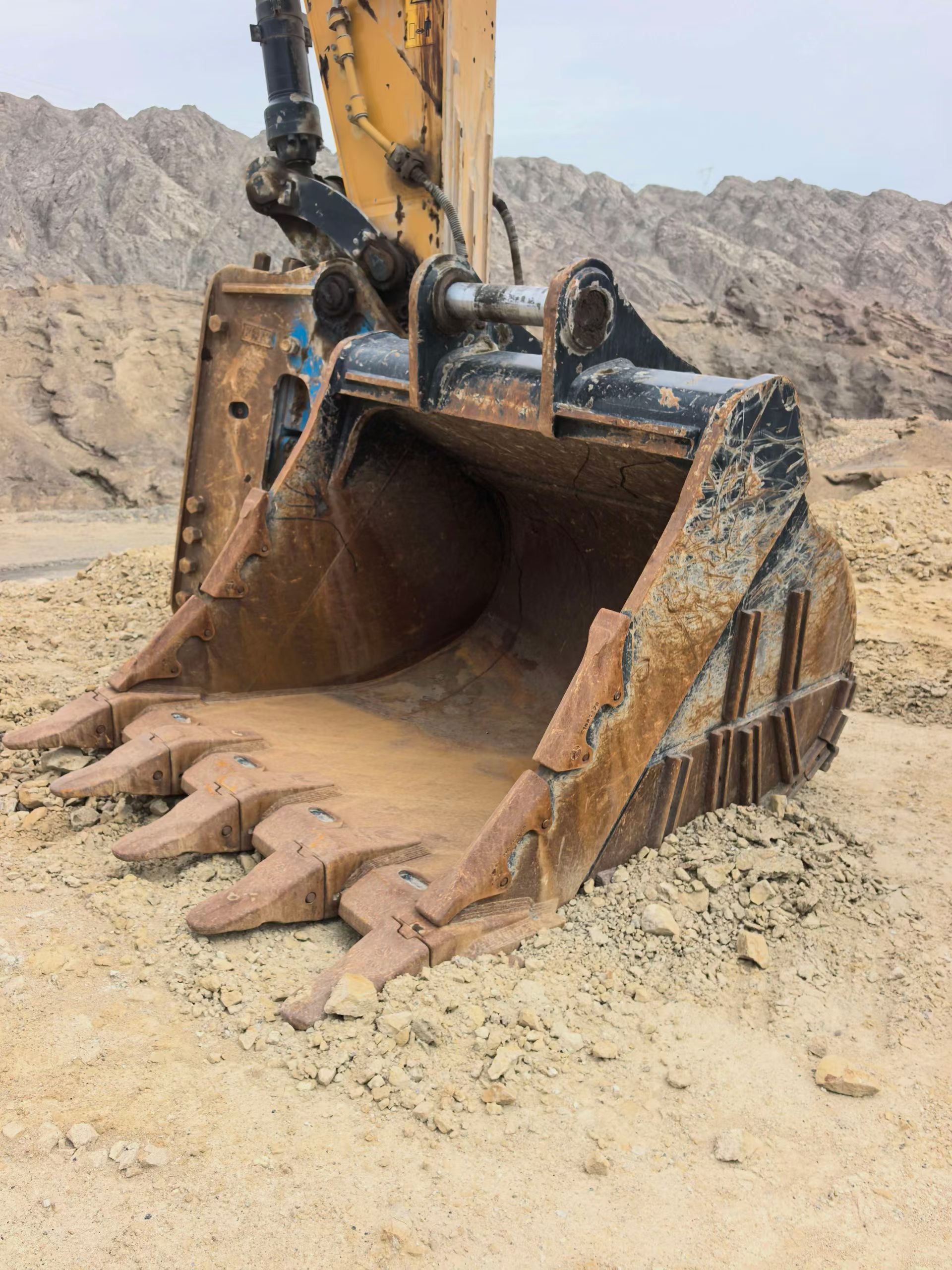 Buy Sany SY750H Used Excavator / 3
