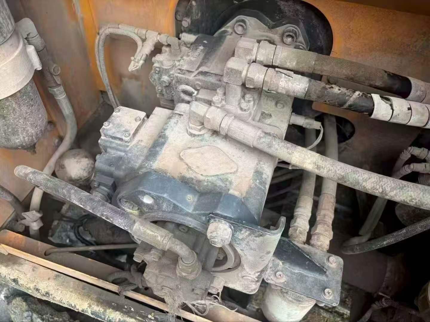 Buy Hyundai R215-7 Used Excavator / 7 Buy Hyundai R215-7 Used Excavator / 7