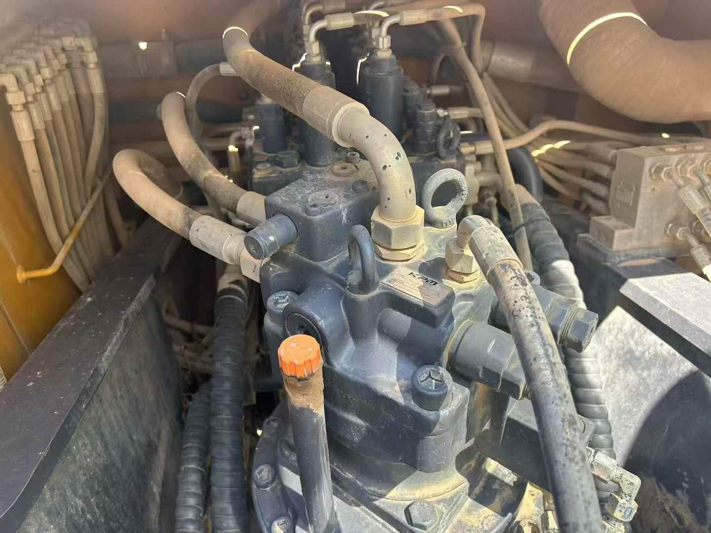 Compre Excavadora XCMG XE200 Usada / 7