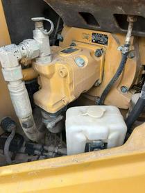 Buy Caterpillar Used Excavator / 7 Buy Caterpillar Used Excavator / 7