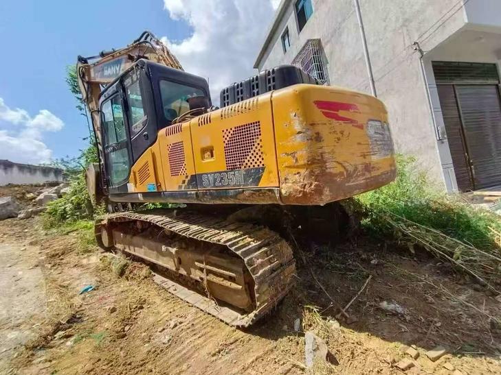 Buy Sany SY215C Used Excavator / 1