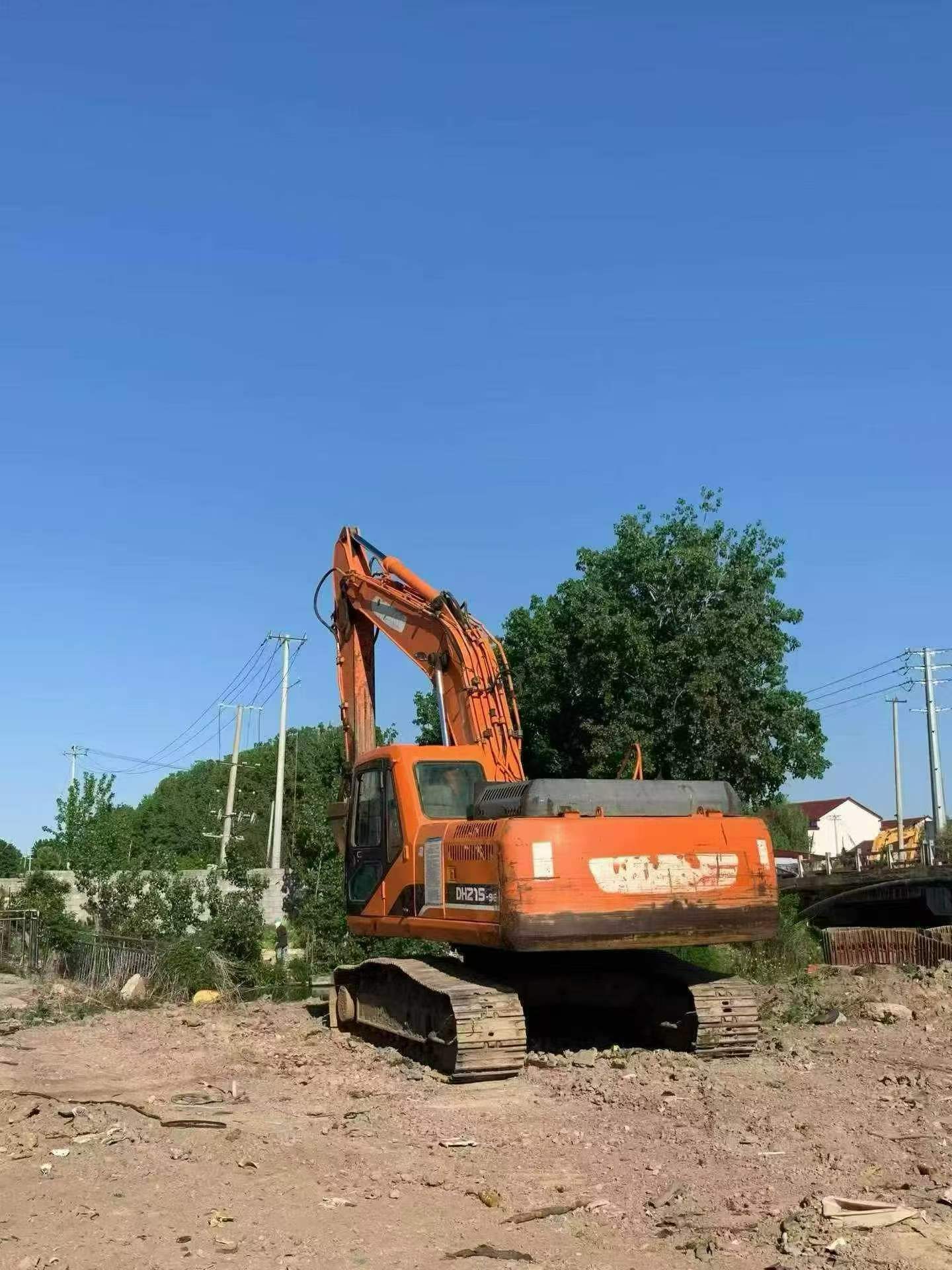 Buy Doosan DH215-9 Used Excavator / 8 Buy Doosan DH215-9 Used Excavator / 8
