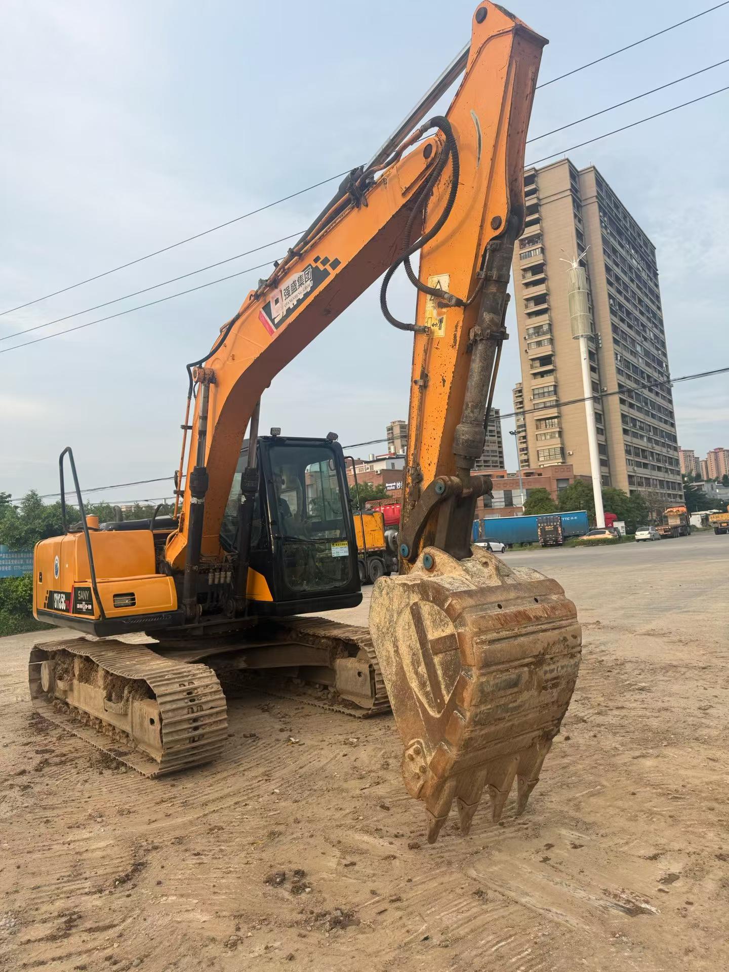 Buy Sany SY135 Used Excavator / 1