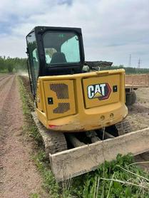 Buy Caterpillar Used Excavator / 2 Buy Caterpillar Used Excavator / 2