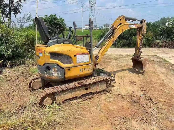 Buy XCMG XE15 Used Excavator / 1