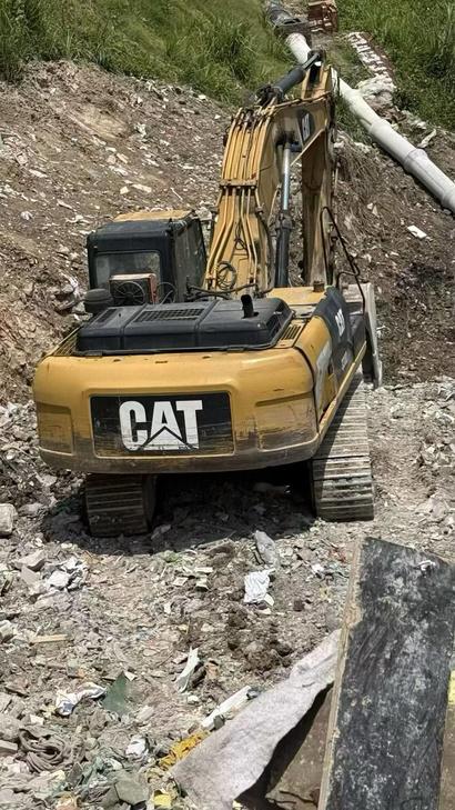 Buy Caterpillar 329D Used Excavator / 1