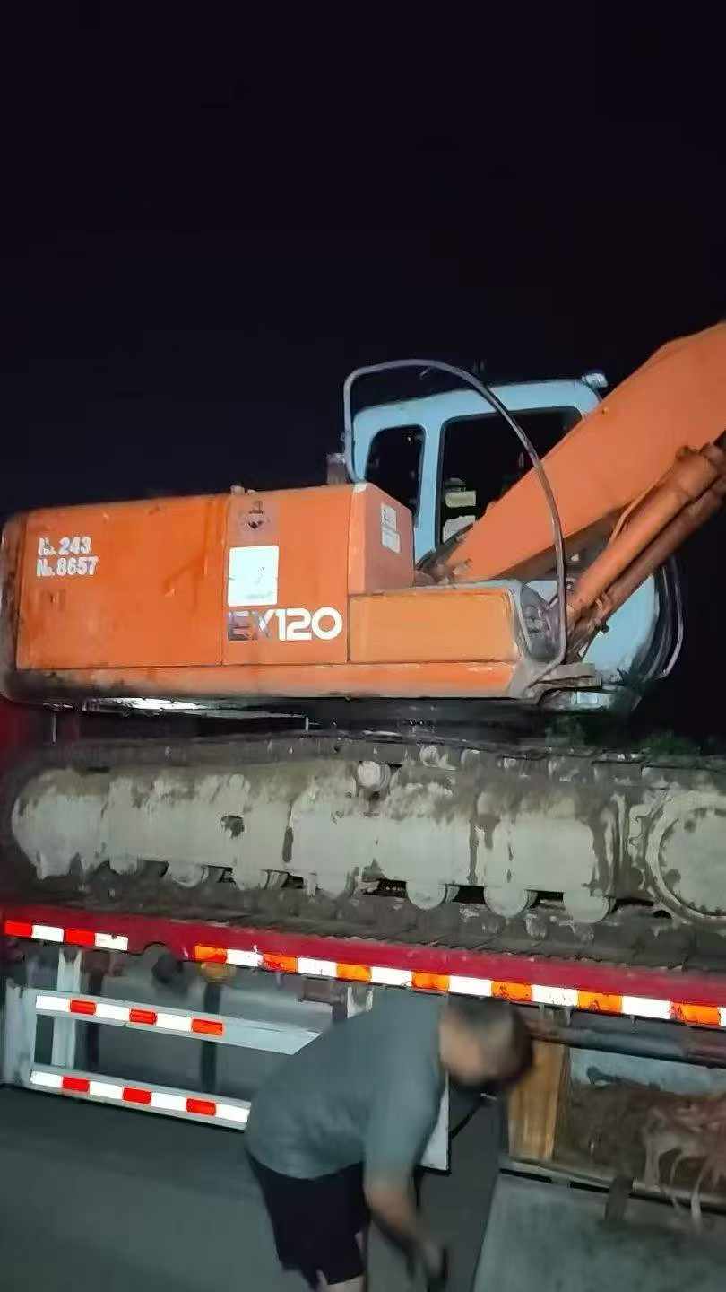 Compre Excavadora Sumitomo SH120 Usada / 3 Compre Excavadora Sumitomo SH120 Usada / 3