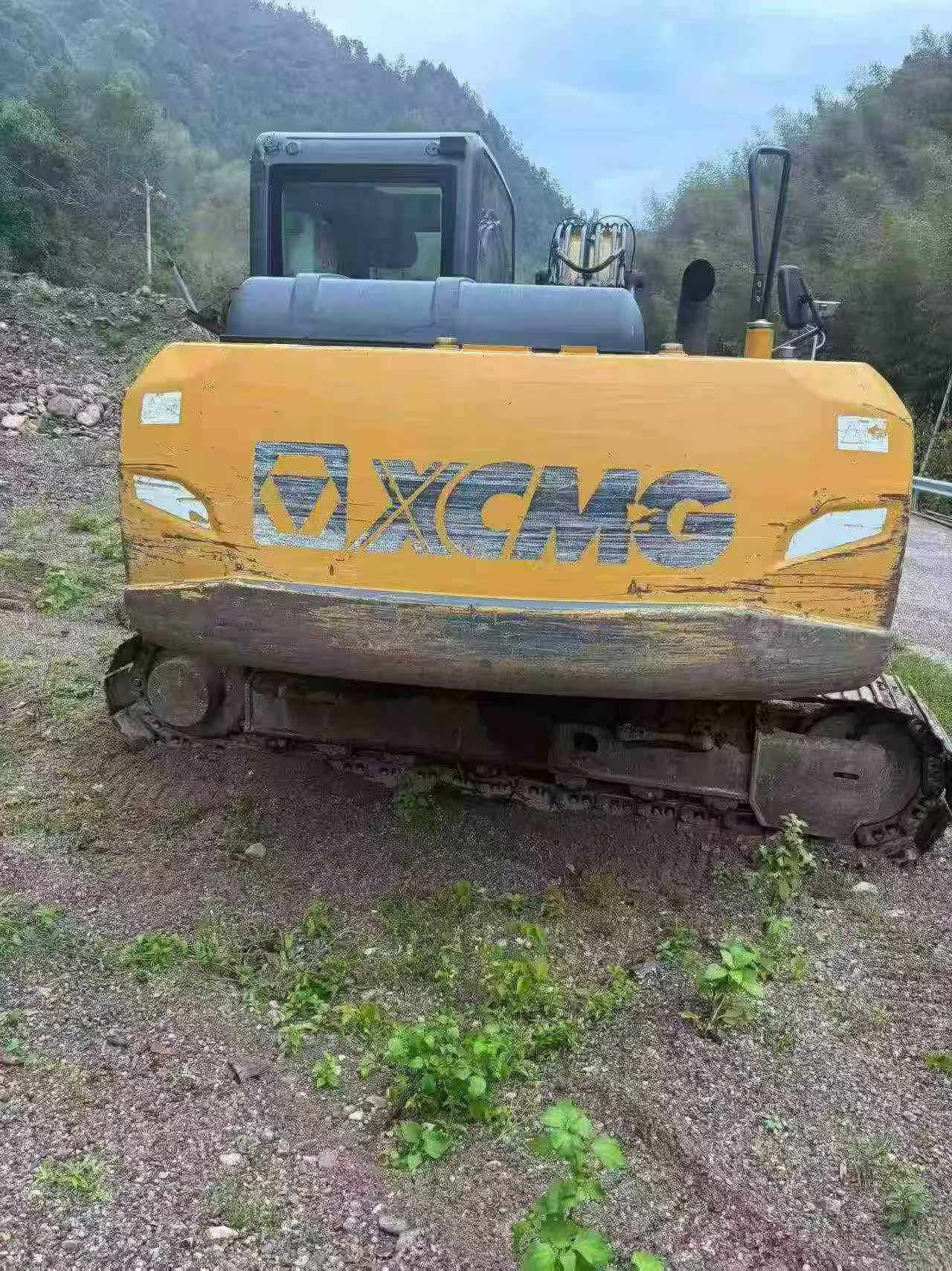 Buy XCMG XE135B Used Excavator / 2 Buy XCMG XE135B Used Excavator / 2