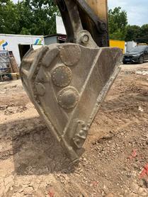 Buy XCMG XE215 Used Excavator / 4 Buy XCMG XE215 Used Excavator / 4