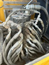 Buy XCMG XE60G Used Excavator / 5 Buy XCMG XE60G Used Excavator / 5