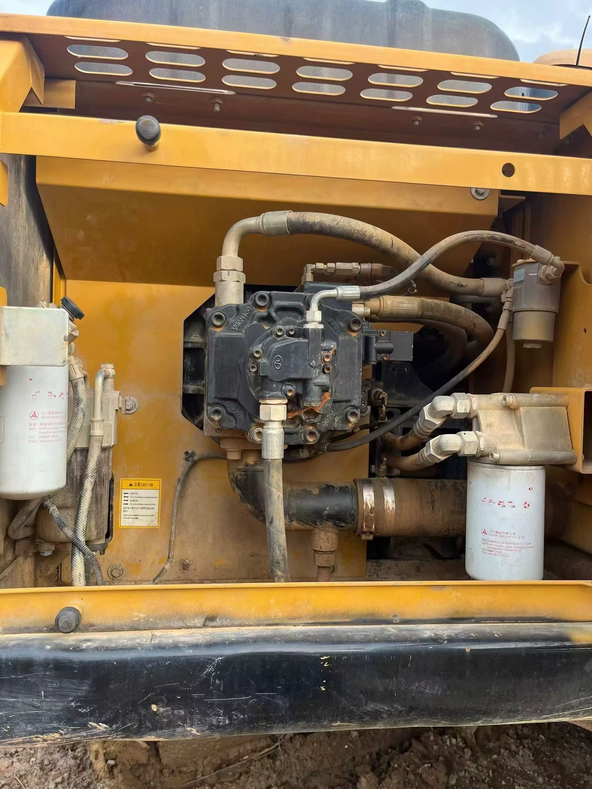 Buy Sany SY205C Used Excavator / 8