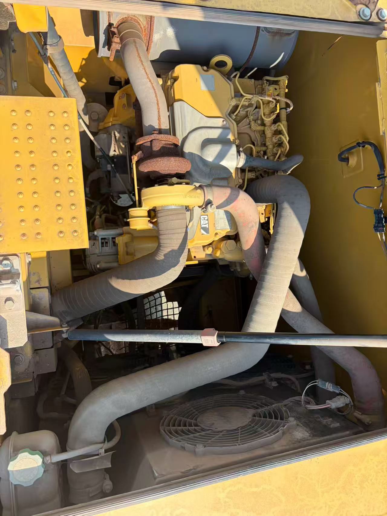 Buy Caterpillar 320GC Used Excavator / 6 Buy Caterpillar 320GC Used Excavator / 6