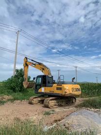 Buy XCMG XE200 Used Excavator / 3 Buy XCMG XE200 Used Excavator / 3