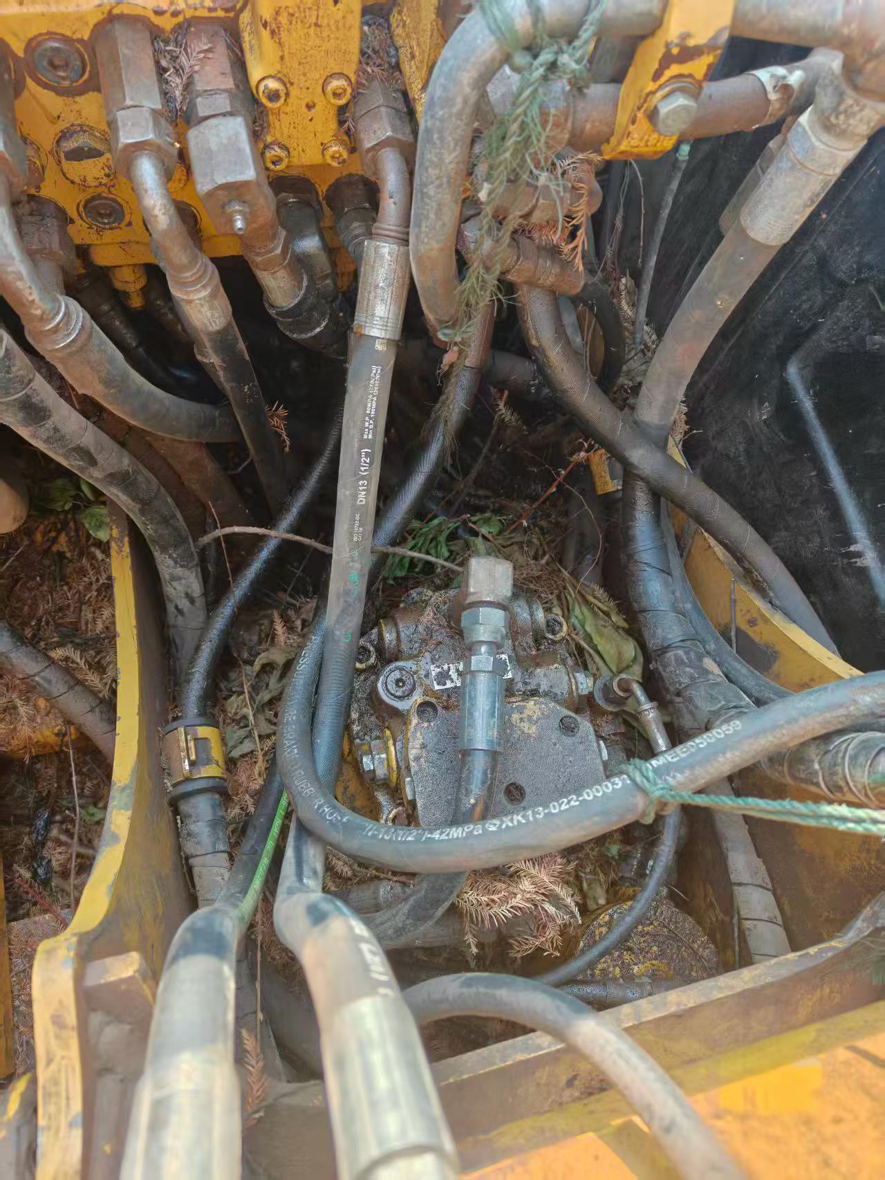 Buy Caterpillar 307B Used Excavator / 9 Buy Caterpillar 307B Used Excavator / 9