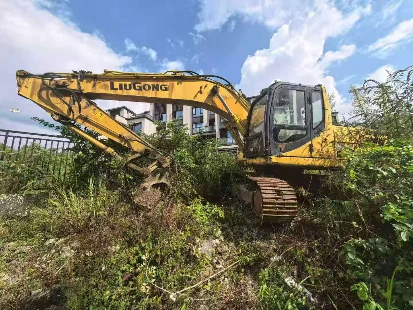 Buy XCMG XE210 Used Excavator / 5 Buy XCMG XE210 Used Excavator / 5