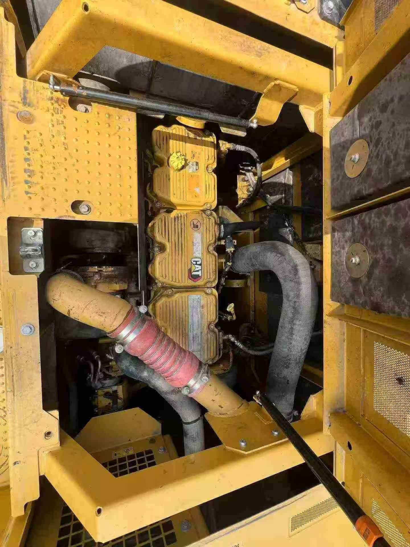 Buy Caterpillar 374D Used Excavator / 9 Buy Caterpillar 374D Used Excavator / 9