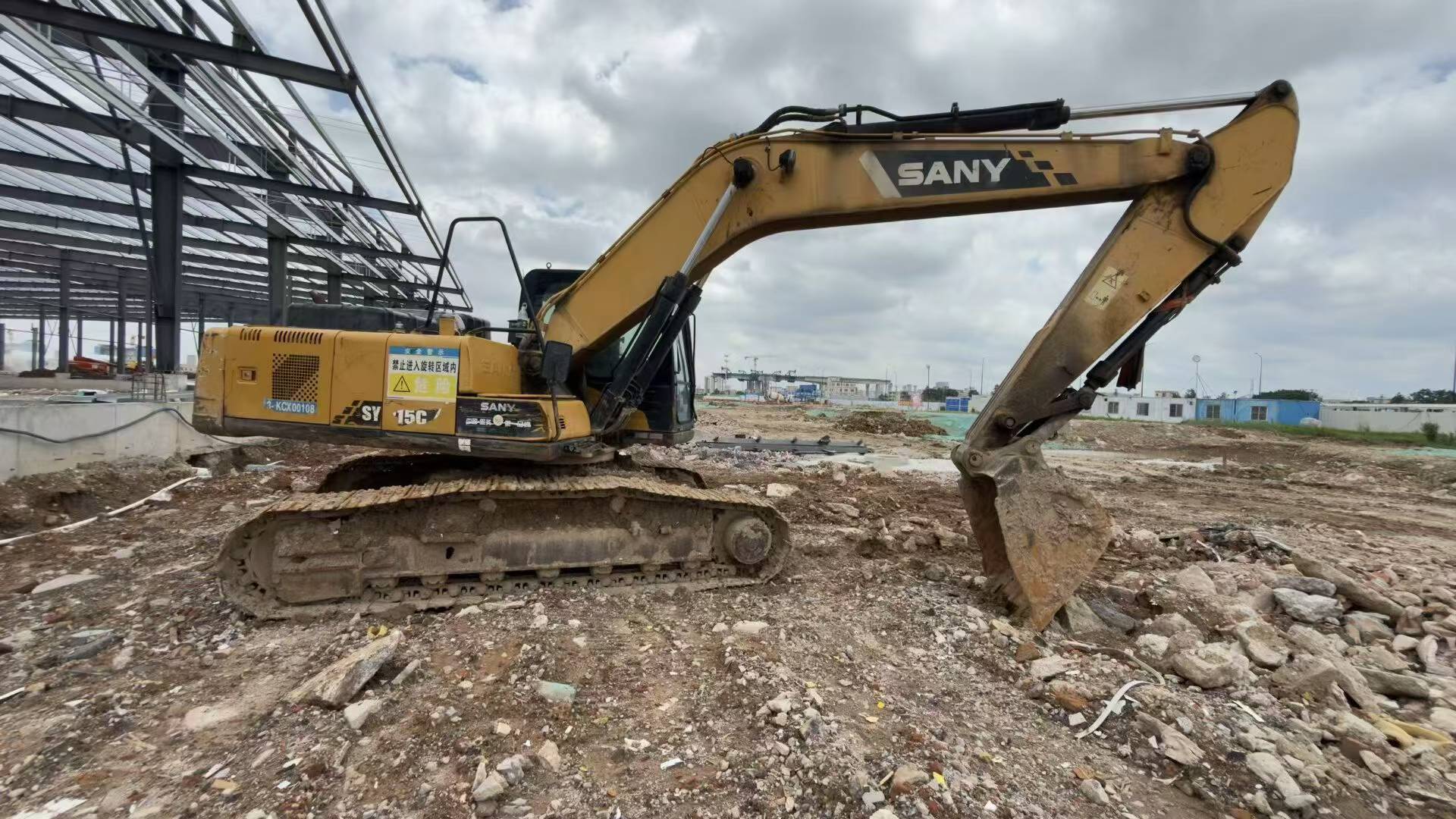 Buy Sany SY205C Used Excavator / 2 Buy Sany SY205C Used Excavator / 2