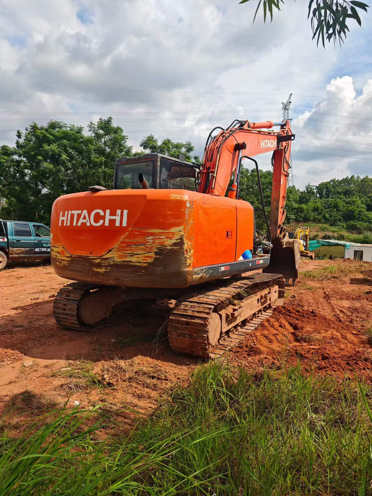 Buy Hitachi ZX130H Used Excavator / 3 Buy Hitachi ZX130H Used Excavator / 3