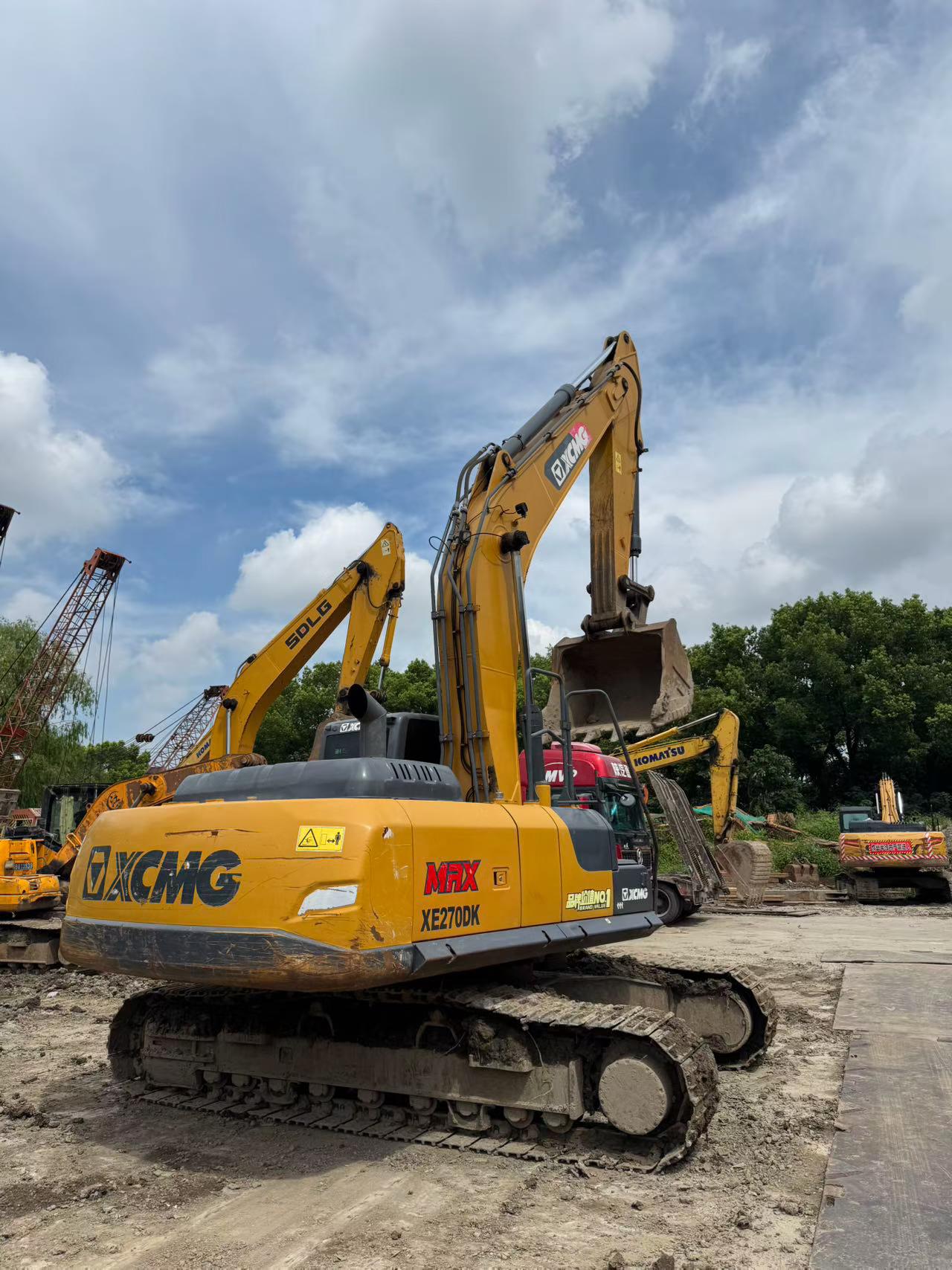 Buy XCMG XE245D Used Excavator / 3 Buy XCMG XE245D Used Excavator / 3