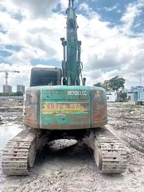 Buy Kobelco SK135 Used Excavator / 2 Buy Kobelco SK135 Used Excavator / 2