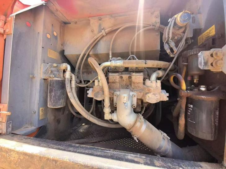Buy Hitachi EX210-5 Used Excavator / 1