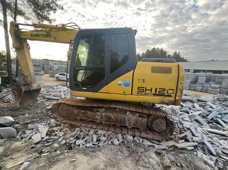 Buy Sumitomo SH120 Used Excavator / 1