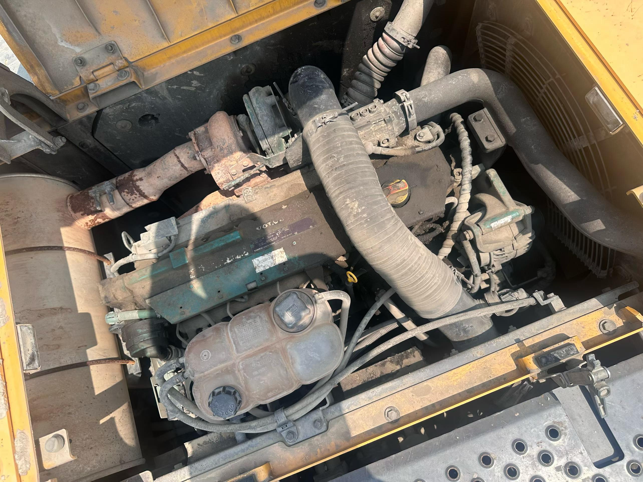 Buy Volvo EC300D Used Excavator / 9 Buy Volvo EC300D Used Excavator / 9