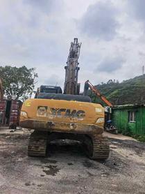 Buy XCMG XE205DA Used Excavator / 3 Buy XCMG XE205DA Used Excavator / 3