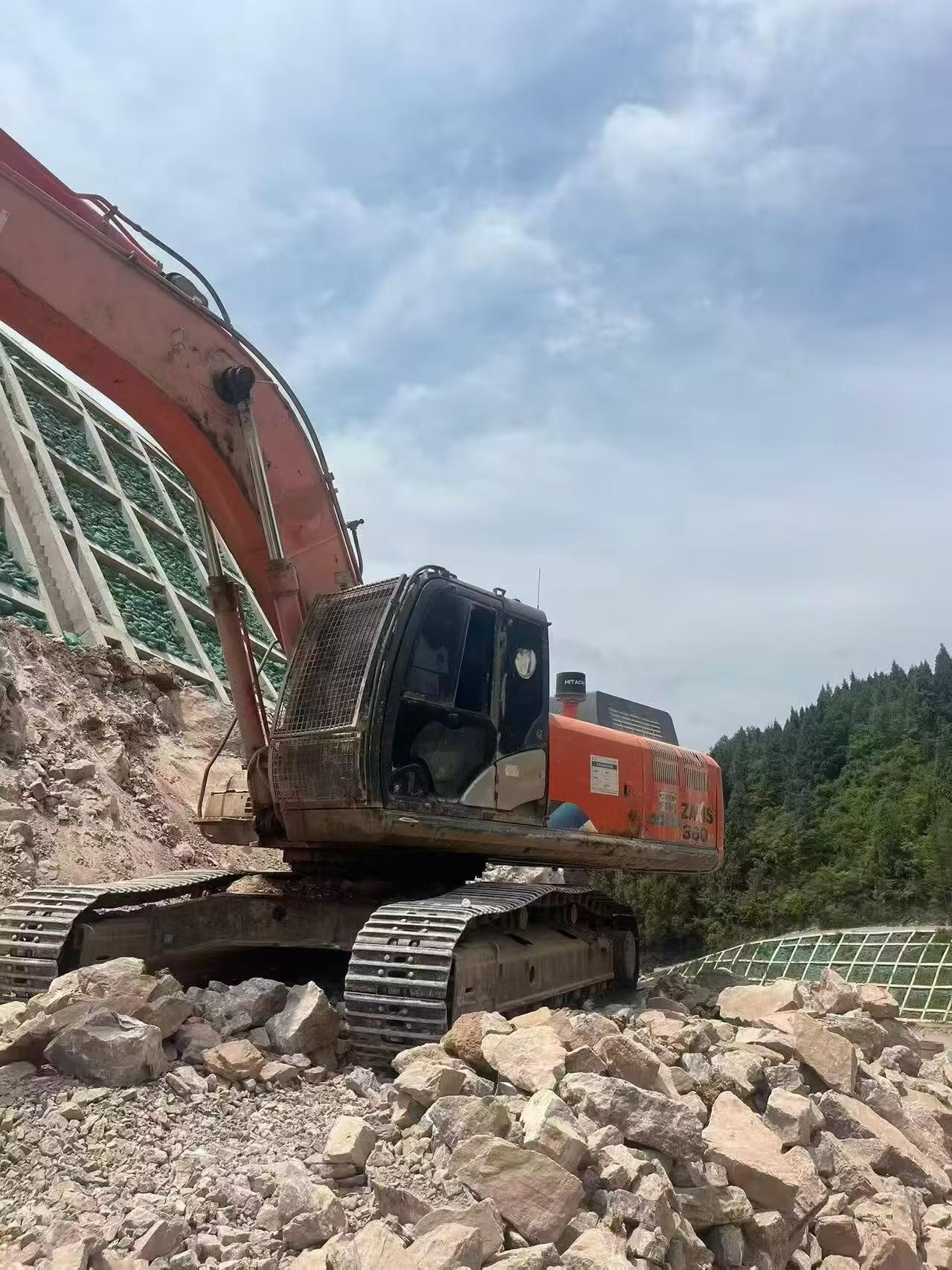 Buy Hitachi EX360-5 Used Excavator / 6 Buy Hitachi EX360-5 Used Excavator / 6