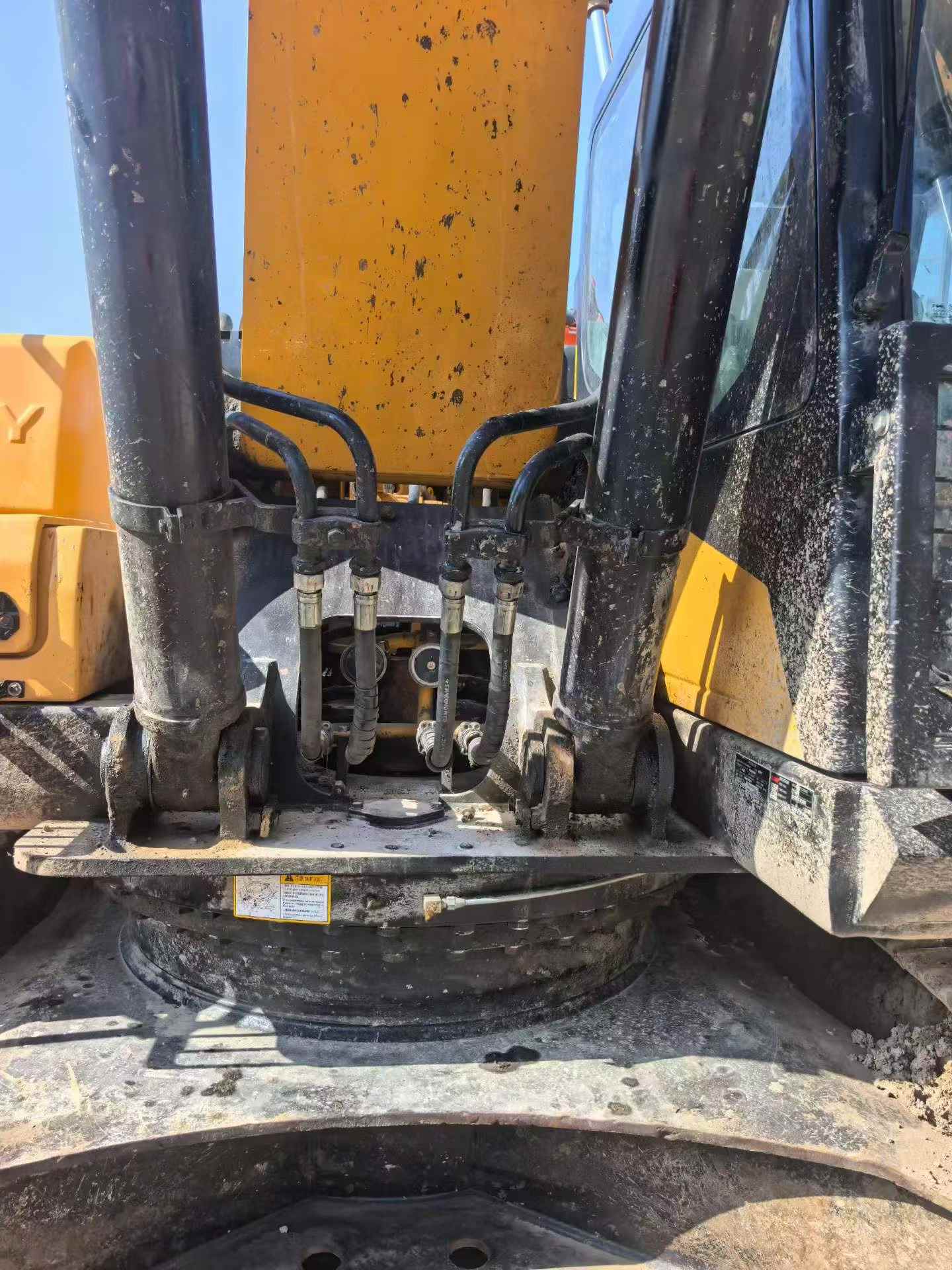 Buy Sany SY245H Used Excavator / 3