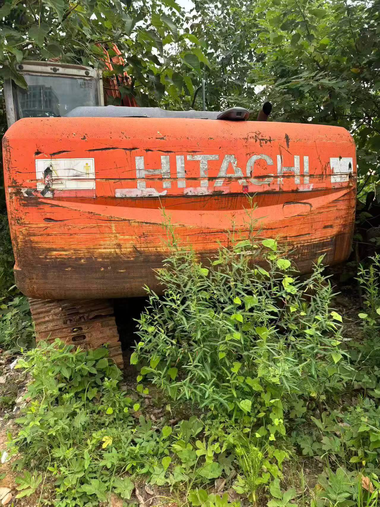 Buy Hitachi EX200-3 Used Excavator / 2 Buy Hitachi EX200-3 Used Excavator / 2