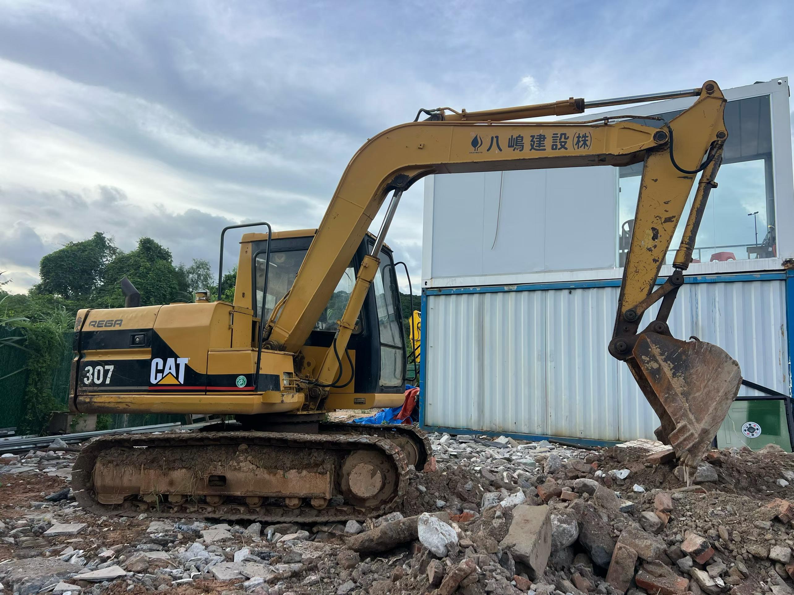 Buy Caterpillar 307B Used Excavator / 1