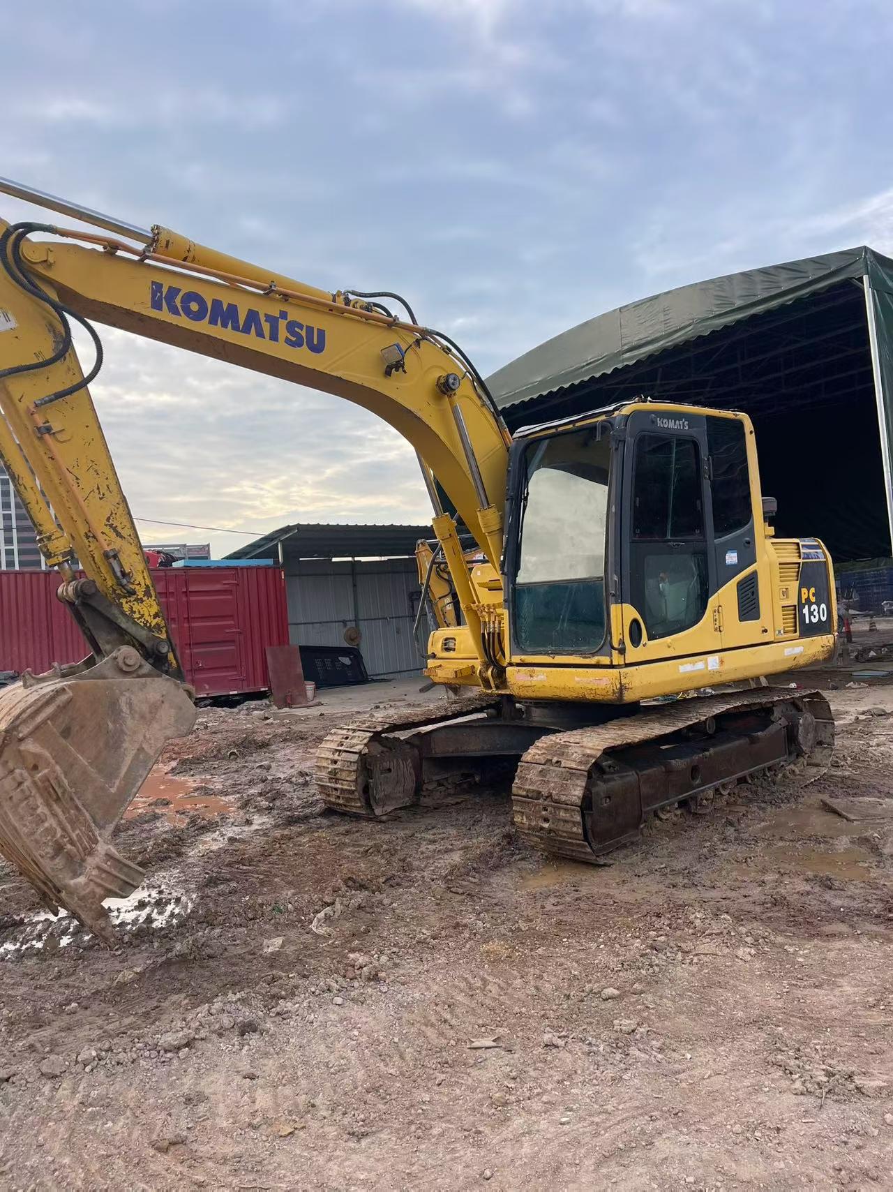 Buy Komatsu PC110-7 Used Excavator / 5 Buy Komatsu PC110-7 Used Excavator / 5