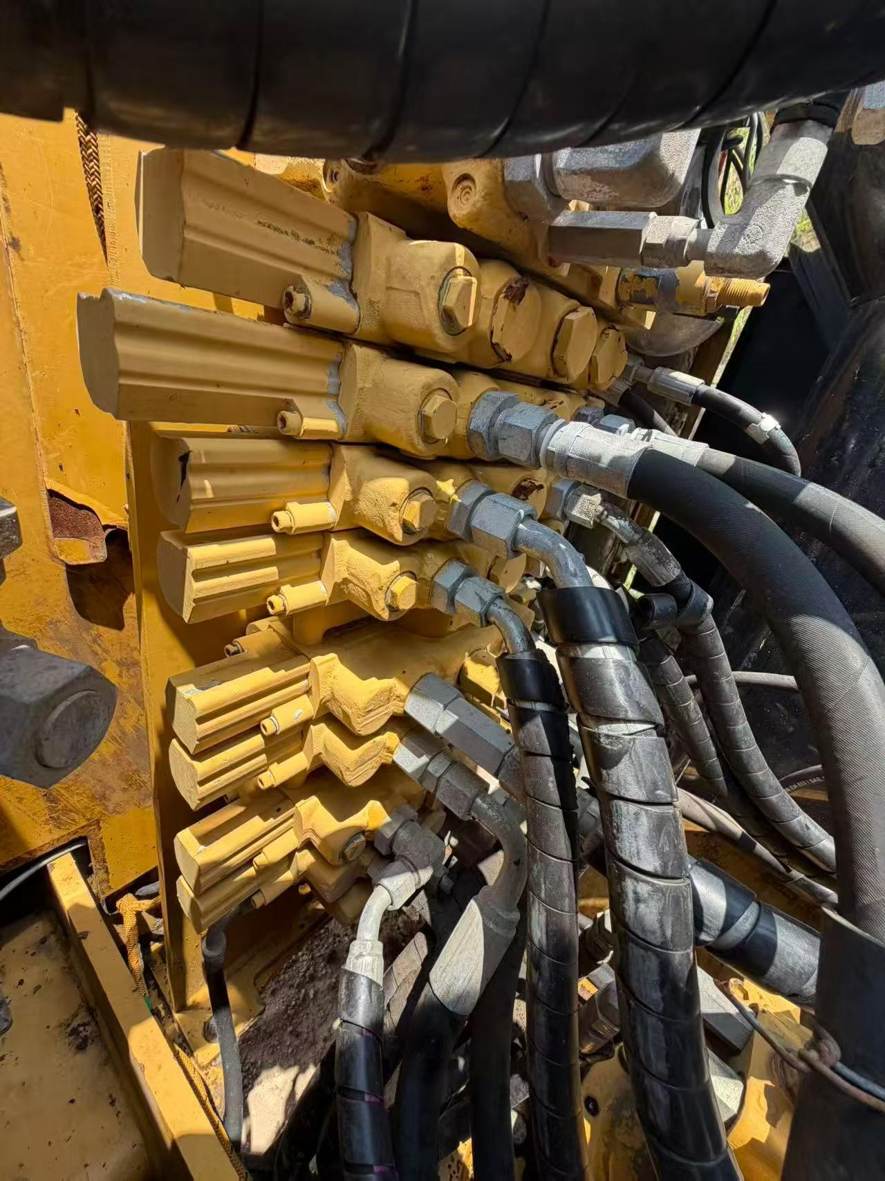Buy Caterpillar 307B Used Excavator / 5 Buy Caterpillar 307B Used Excavator / 5