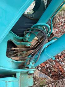 Buy Kobelco SK200-11 Used Excavator / 3 Buy Kobelco SK200-11 Used Excavator / 3
