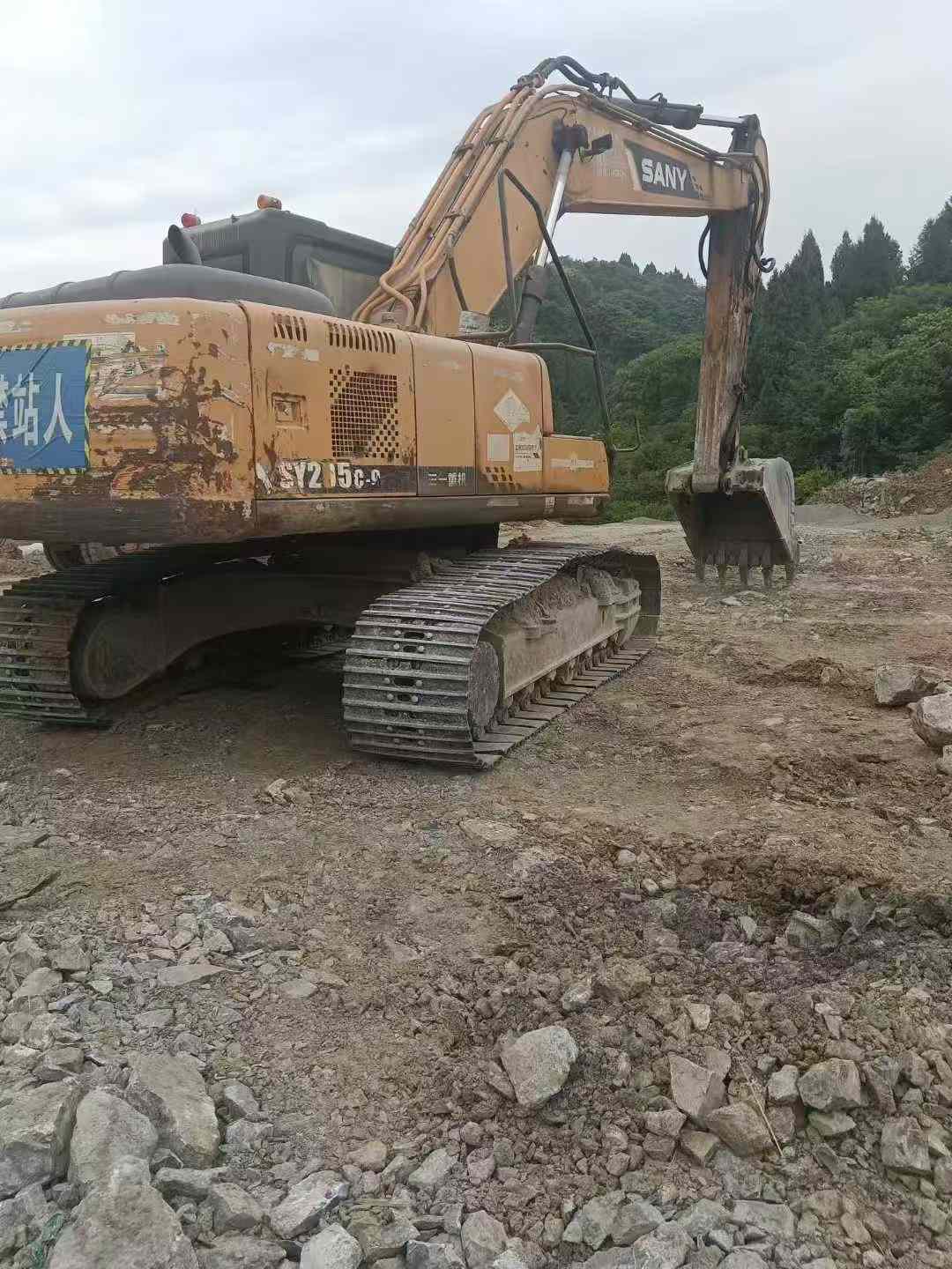 Buy Sany SY215C Used Excavator / 2 Buy Sany SY215C Used Excavator / 2