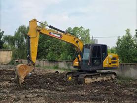 Buy XCMG XE135B Used Excavator / 3 Buy XCMG XE135B Used Excavator / 3