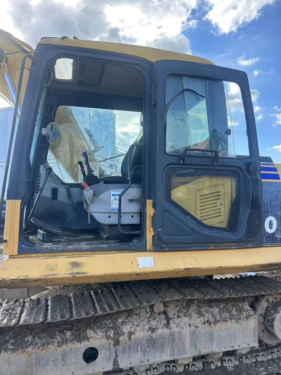 Buy Komatsu PC130-7 Used Excavator / 4 Buy Komatsu PC130-7 Used Excavator / 4