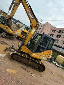 Buy XCMG XE55D Used Excavator / 3 Buy XCMG XE55D Used Excavator / 3