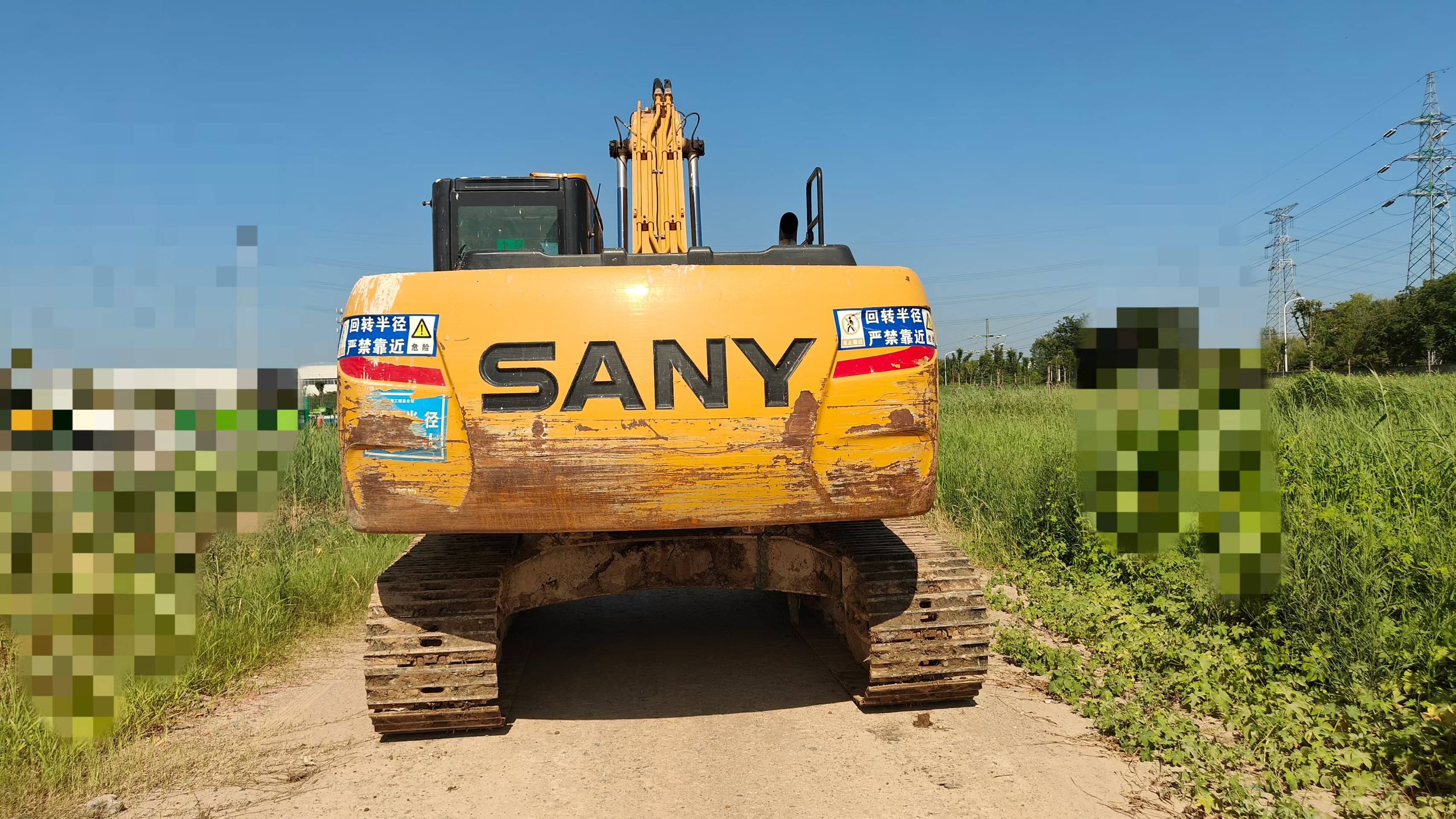Buy Sany SY215C Used Excavator / 3 Buy Sany SY215C Used Excavator / 3