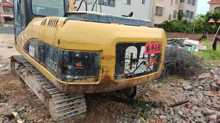 Buy Caterpillar 320D Used Excavator / 1
