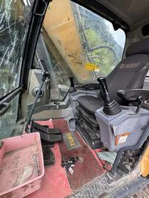 Buy XCMG XE215 Used Excavator / 6 Buy XCMG XE215 Used Excavator / 6