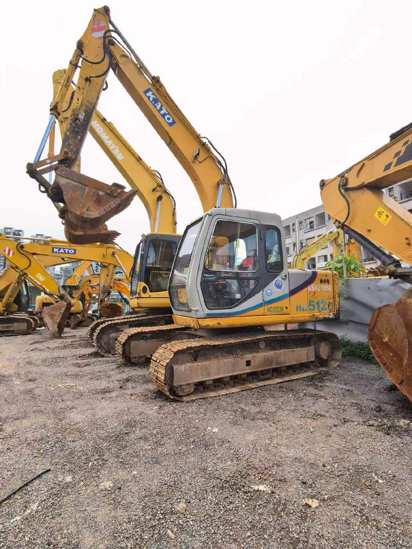 Buy Kato Used Excavator / 1