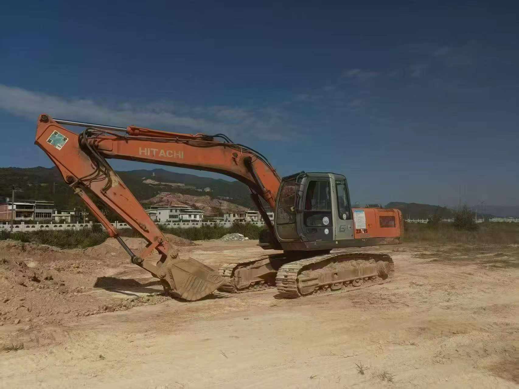 Buy Hitachi ZX200-3G Used Excavator / 2 Buy Hitachi ZX200-3G Used Excavator / 2