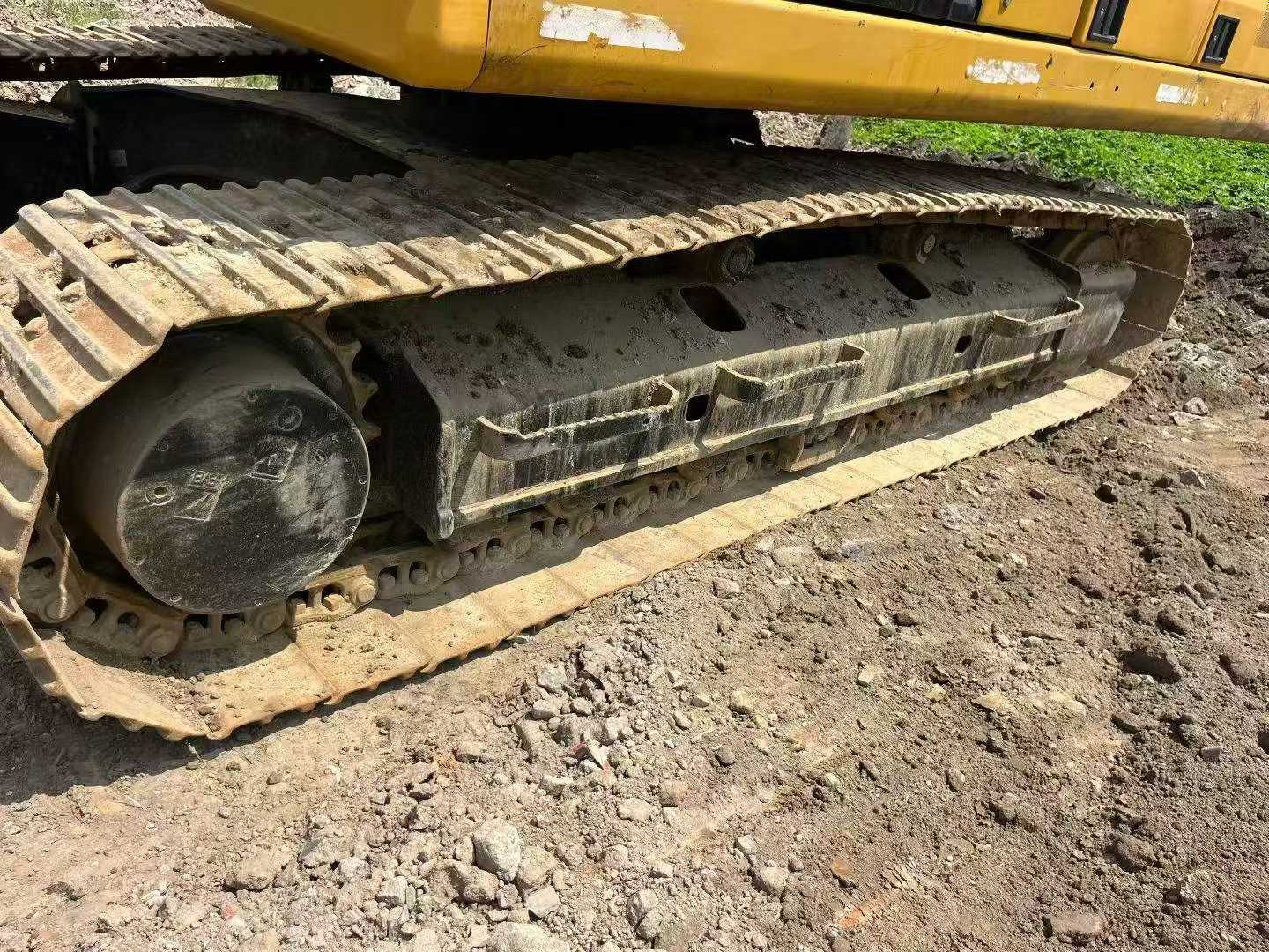 Buy Caterpillar 320A Used Excavator / 9 Buy Caterpillar 320A Used Excavator / 9