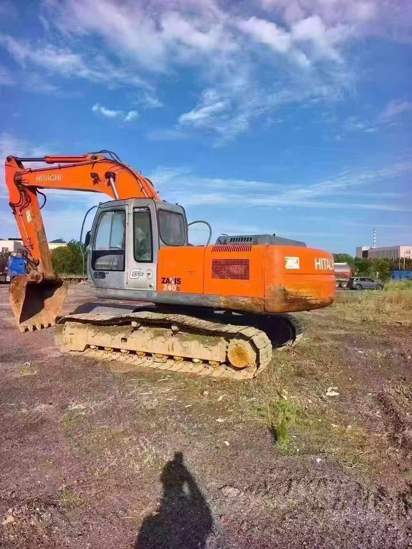 Buy Hitachi ZX240-3G Used Excavator / 1