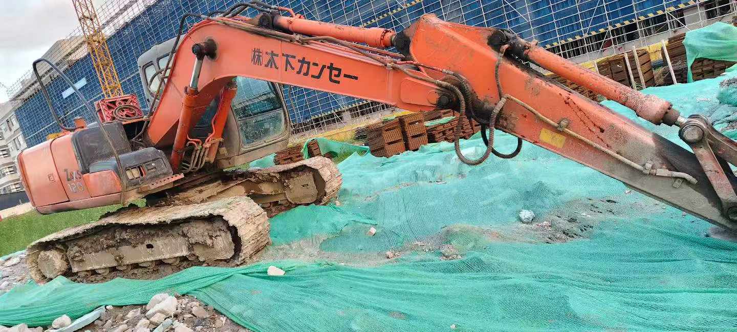 Buy Hitachi ZX110-3 Used Excavator / 6 Buy Hitachi ZX110-3 Used Excavator / 6