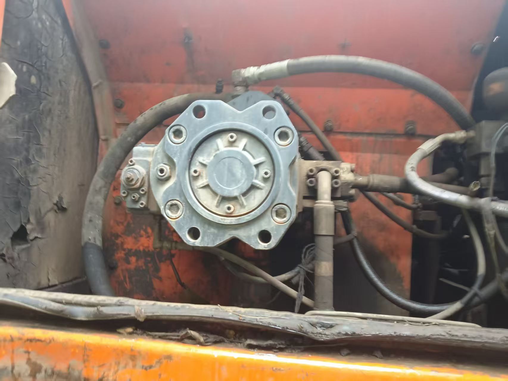 Buy Doosan DH215-9 Used Excavator / 1